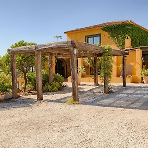 https://hanami-finca-cumbres-borrascosas.1costadelsol.com